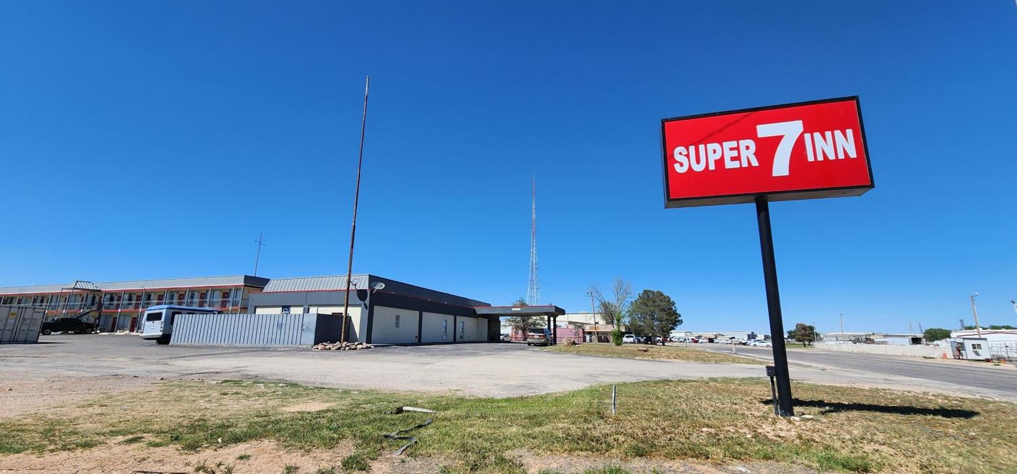 Super 7 Inn 米德蘭 外观 照片
